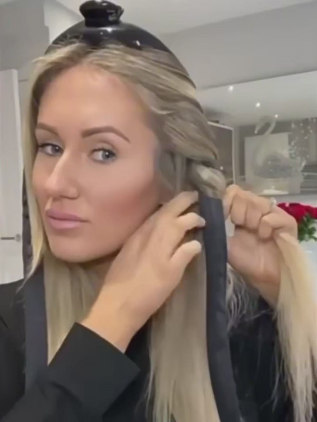 Load video: <em>No heat. No damage. Just soft, lasting curls.</em>